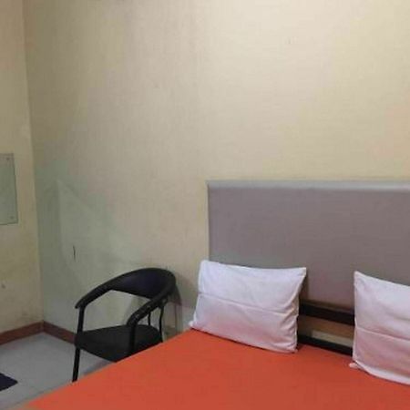 Hotel Serasi Syariah Tangerang Esterno foto