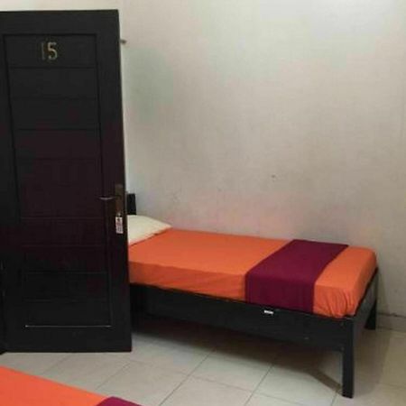Hotel Serasi Syariah Tangerang Esterno foto